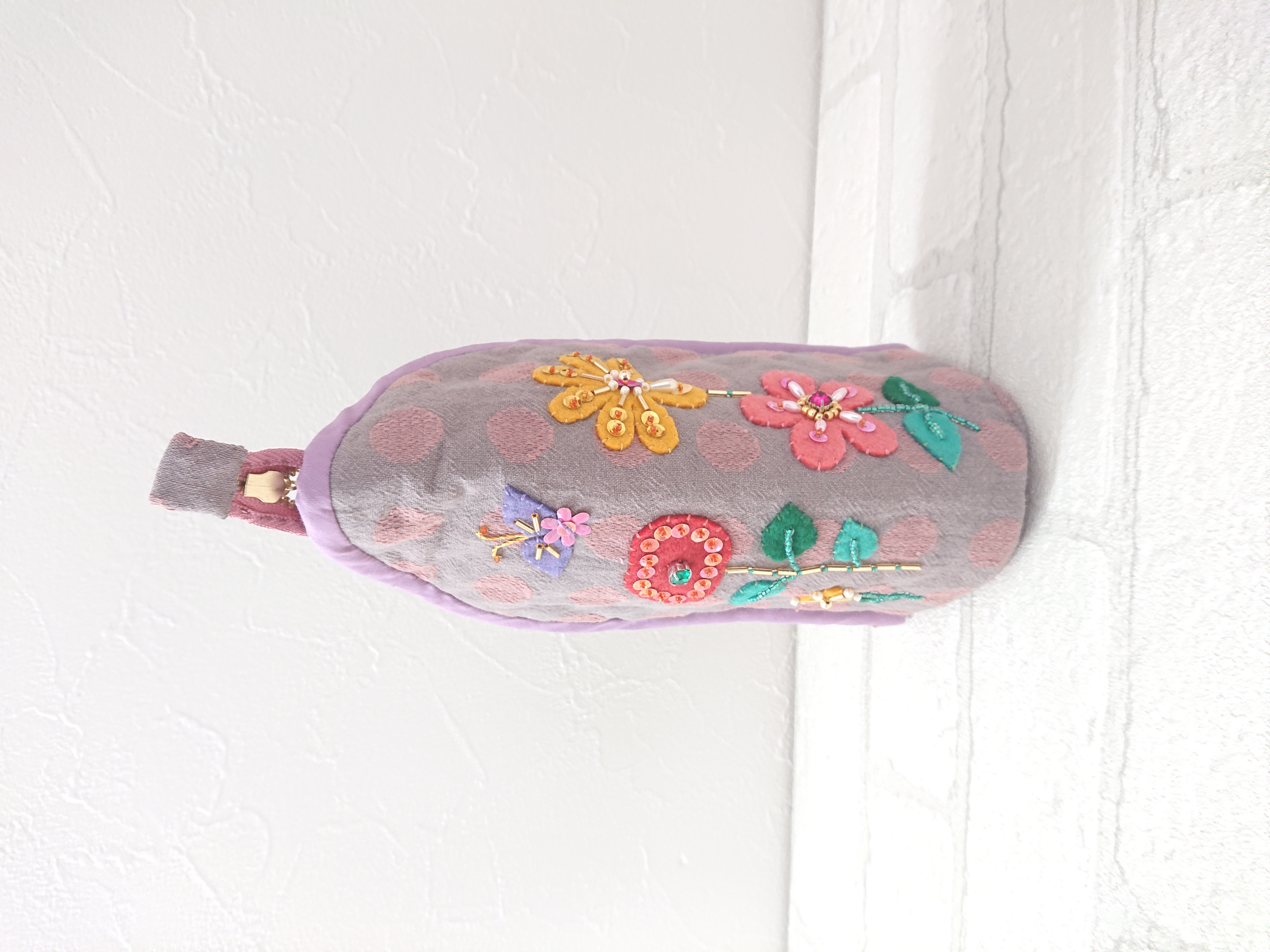 立つポーチ　～お花畑～